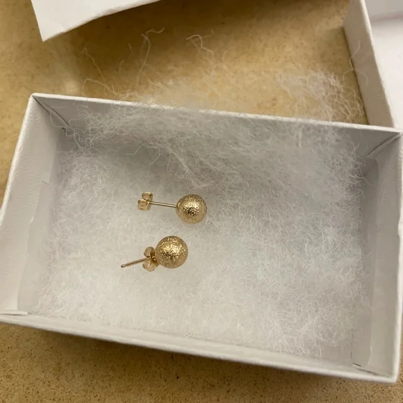 14k gold ball studs - Picture 2 of 3